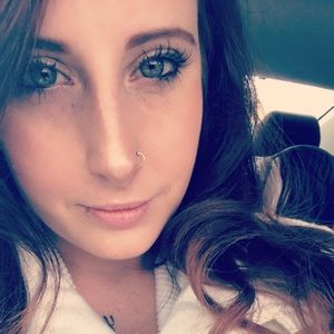 Meet your Posher, Joanna